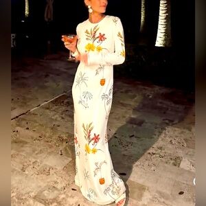 *Can You Say Luxury Resort Wear* Isla and White Marina Floral Dress